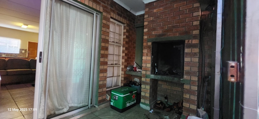 3 Bedroom Property for Sale in Waterval East North West
